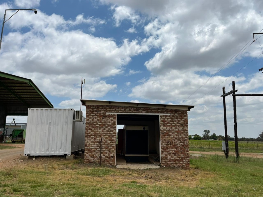 12 Bedroom Property for Sale in Bloemfontein Rural Free State